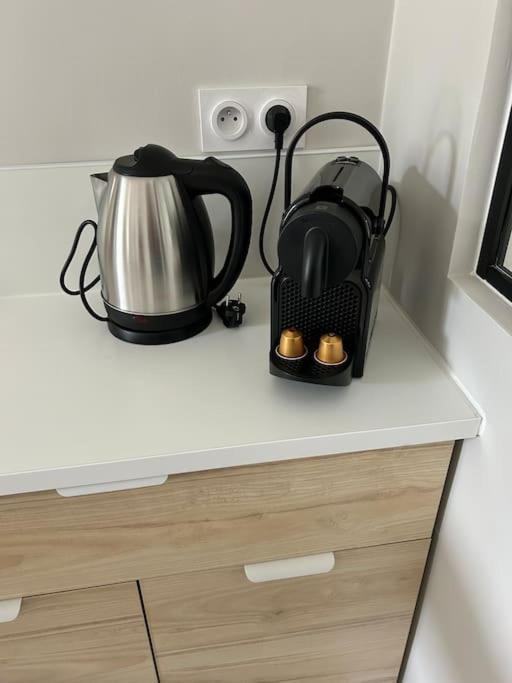 Chez Micheline Menage Et Linge Inclus Apartment Диеп Екстериор снимка