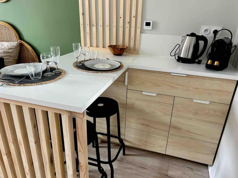 Chez Micheline Menage Et Linge Inclus Apartment Диеп Екстериор снимка
